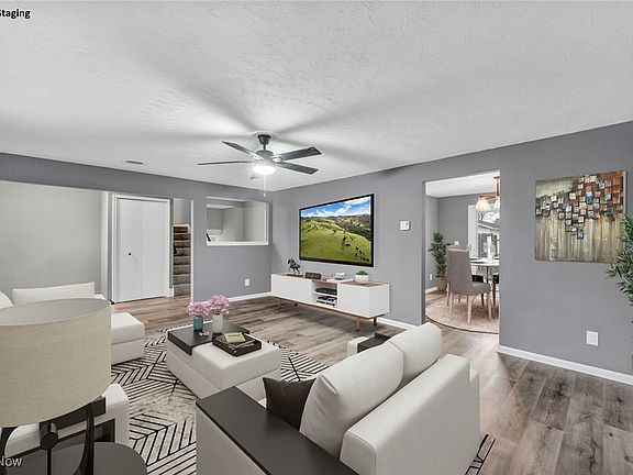 3rd image of 578 Treadway Blvd