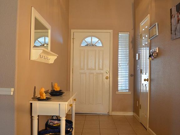 Entry way