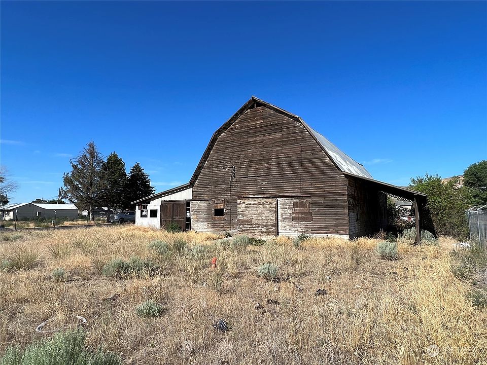 1st image of 0 SE Pioneer Avenue