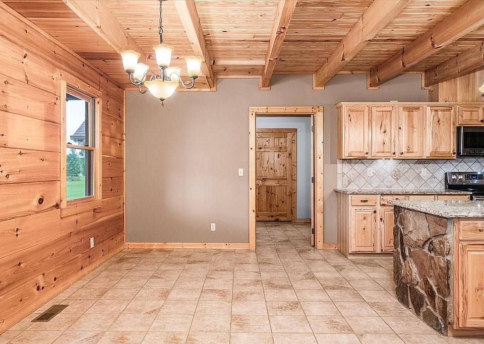 43rd image of 2442 Long Branch Rd