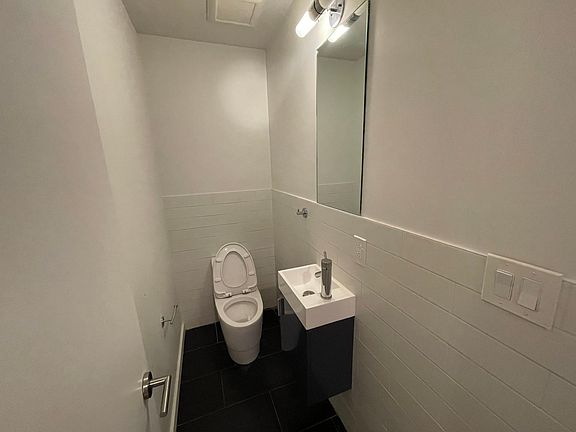 5th image of 1409 Germantown Ave #1B