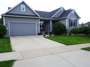 9129 Weatherstone Rd, Verona, WI 53593