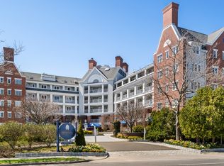 43 Harbor Dr APT 312, Stamford, CT 06903