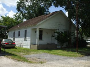 1135 Chicago Ave, Nederland, TX 77627