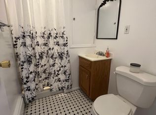 116 Fallwood Pkwy, Farmingdale, NY 11735