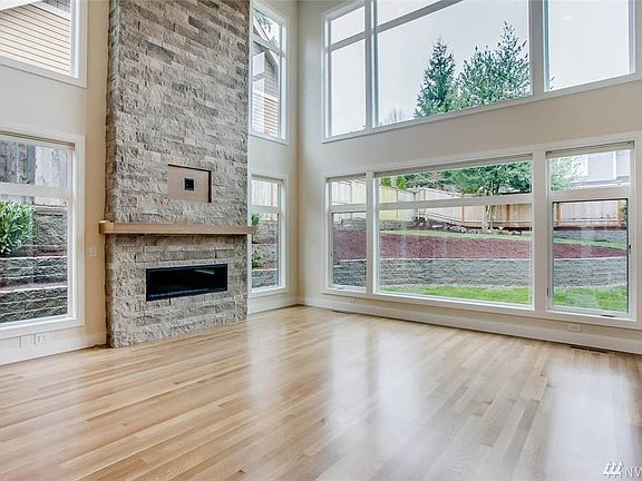 4th image of 10248 NE 20th Pl