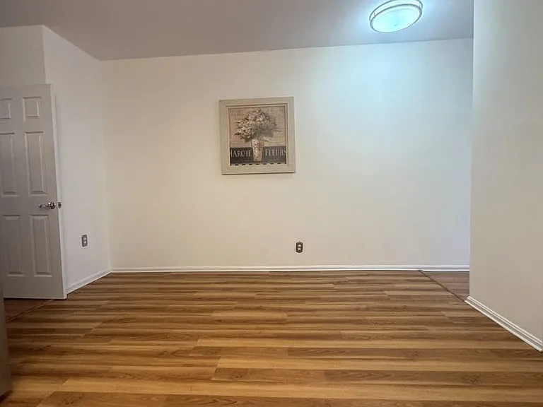 932 Westminster St NW — Photo 6