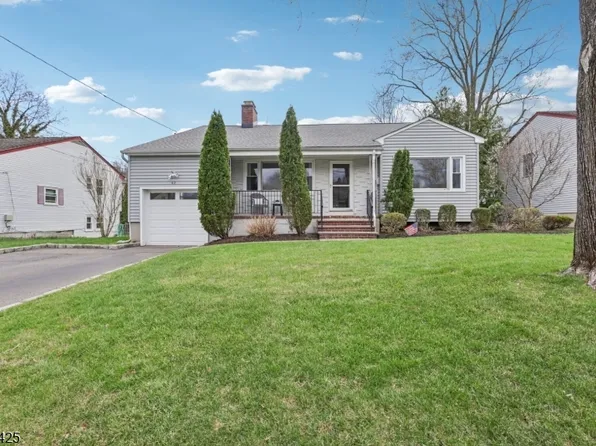 42 Nomahegan Ct, Cranford Twp., NJ 07016