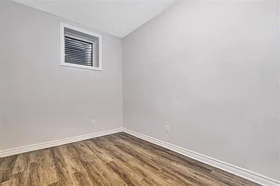 84 Russell Ave — Photo 19