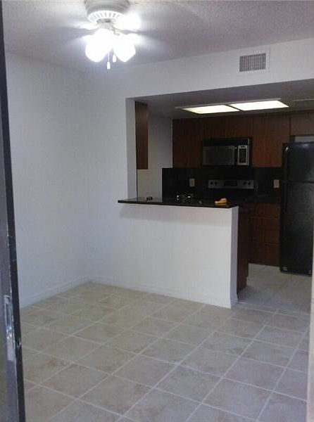 1st image of 3233 Coral Lake Dr