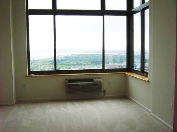 view 917.523.0306