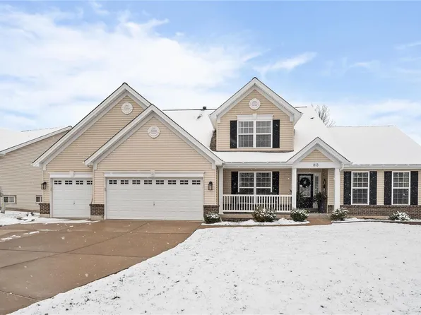 813 Honeywood Dr, Lake Saint Louis, MO 63367