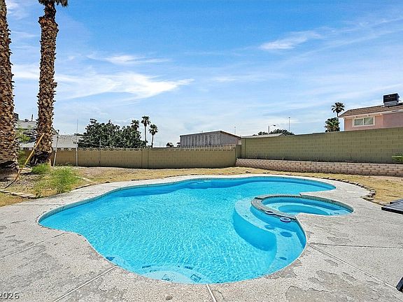 5th image of 4301 El Esteban Way