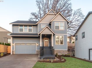 708 The Greens Ave, Newberg, OR