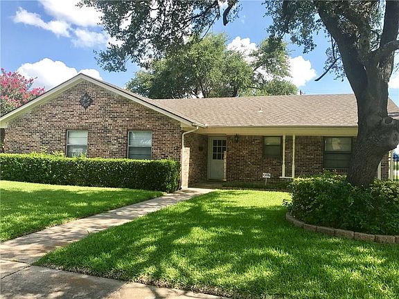 2nd image of 4026 Greensboro Cir