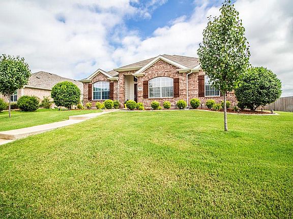 3rd image of 304 Ame Ln