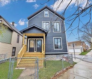 1st image of 4728 N Kennicott Ave #2