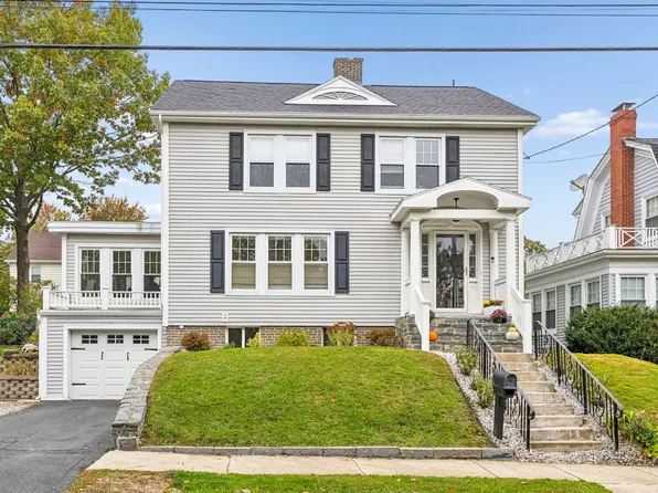 21 Washburn Avenue, Portland, ME 04101