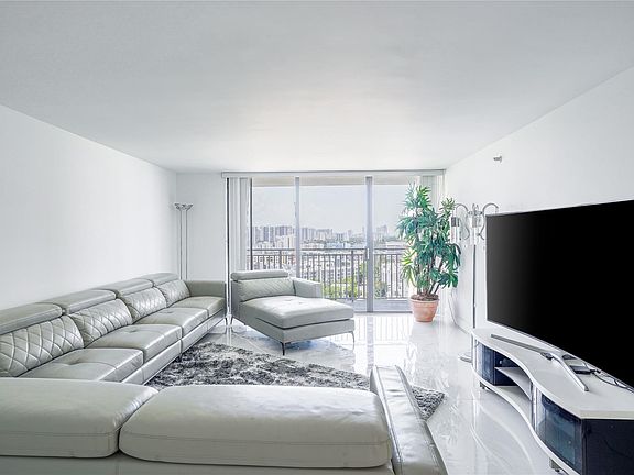 3rd image of 210 174 Street #1810