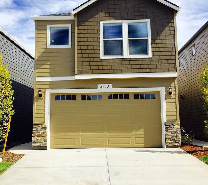 2nd image of 2625 NE 131st Ave