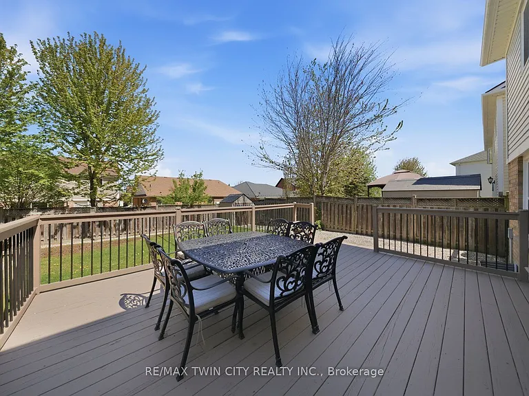 20 Webb Ave #UPPER — Photo 27