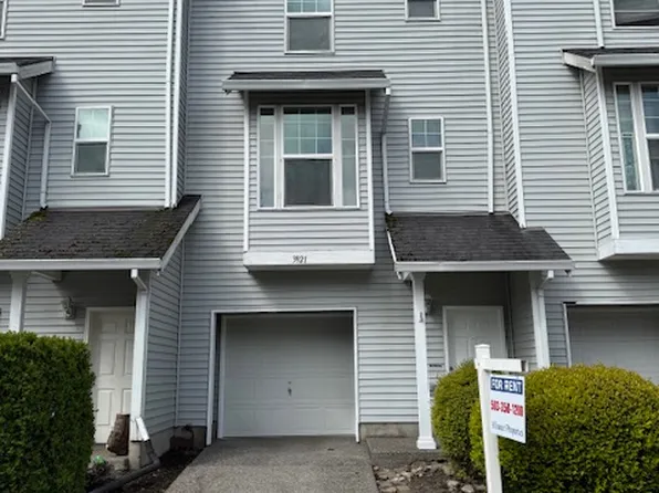 3921 SW 182nd Pl, Beaverton, OR 97078