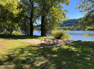 Shady Ln, Northumberland, PA 17857
