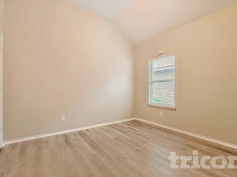 1820 Abby Creek Dr — Photo 10