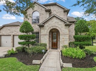 18318 E Laura Shore Dr, Cypress, TX 77433