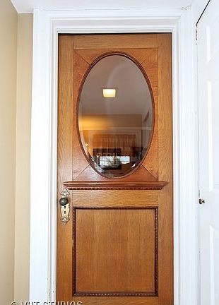 3rd image of 1896 Park Ave W