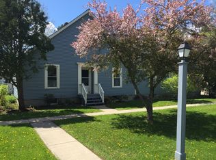 22 Overbrook Dr, Middlebury, VT 05753