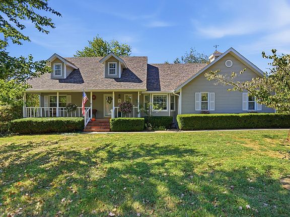 2nd image of 4307 N Willow Road