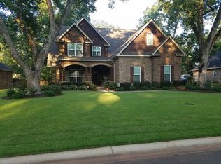 305 Madilyn Dr, Warner Robins, GA 31088