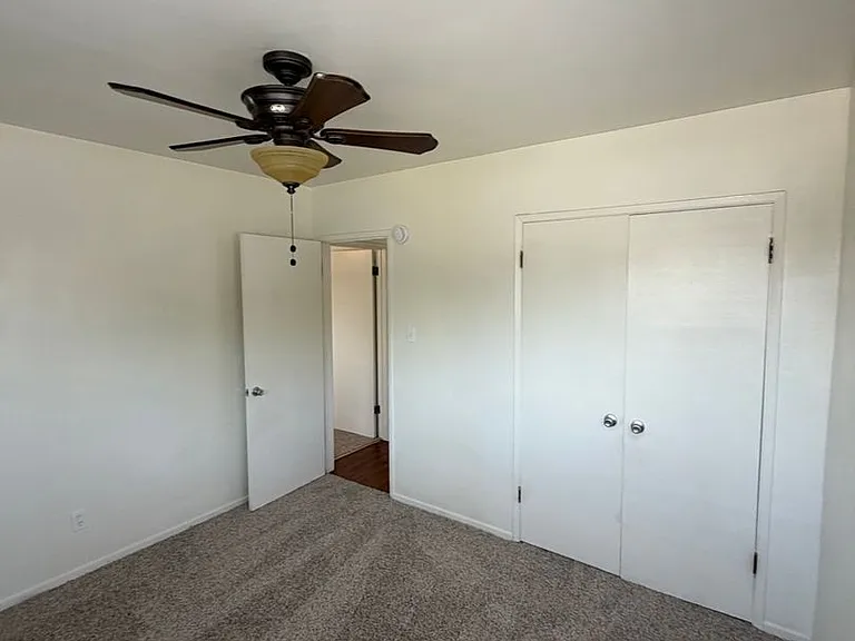 Ramona — Photo 48