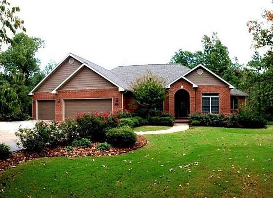 1st image of 2668 N Staci Ln