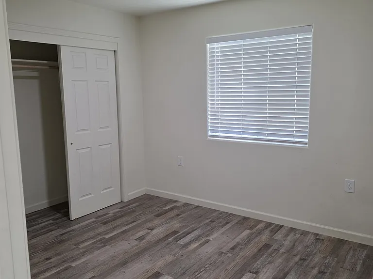 426 Dover Pl #D — Photo 5