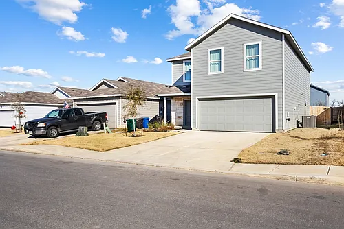 1347 Neria Loop Photo 1