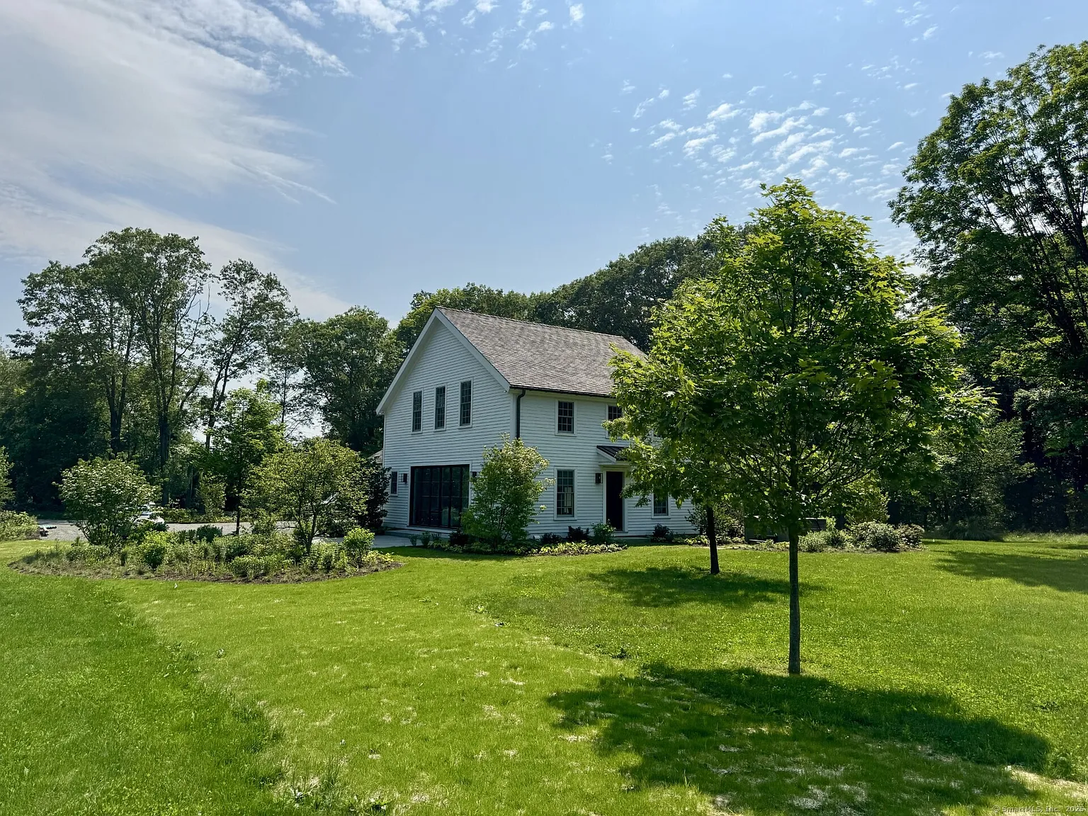 3 bed, 3.5 bath, 2862 sqft, $15,000 — Photo 2