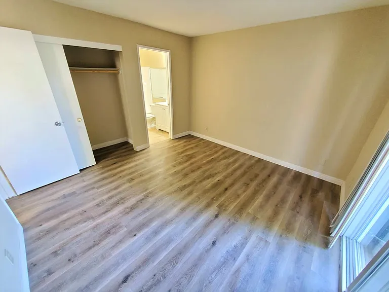 729 S Knott Ave #101 — Photo 9