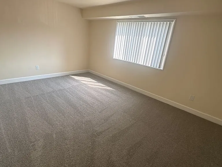 3331 Hewitt Ave #1 — Photo 97