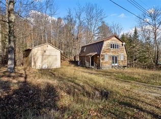 9 Parkhurst Rd, Inlet, NY 13360