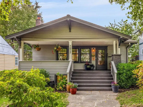 7017 12th Avenue NW, Seattle, WA 98117