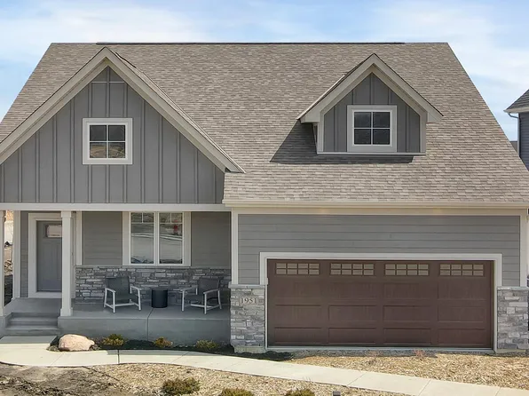 1951 Oakpointe Dr, Waconia, MN 55387