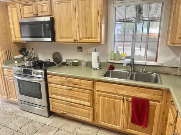 14362 E Warren Dr, Yuma, AZ 85367