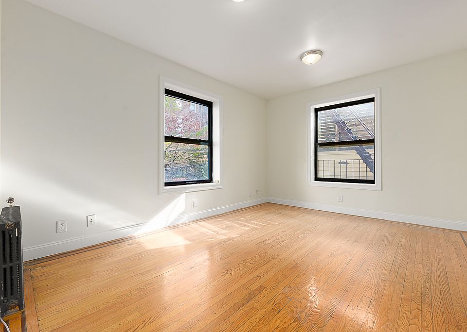 2nd image of 301 Cumberland St APT C6