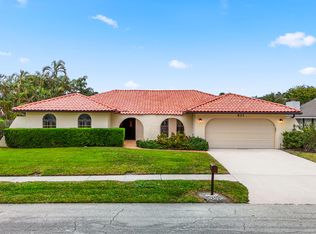 631 Carriage Hill Ln, Boca Raton, FL 33486