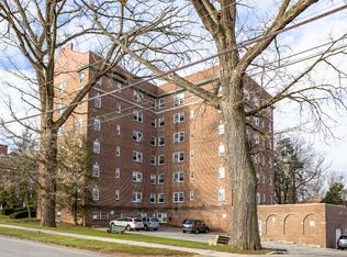 Mermont Plaza, Bryn Mawr, PA 19010