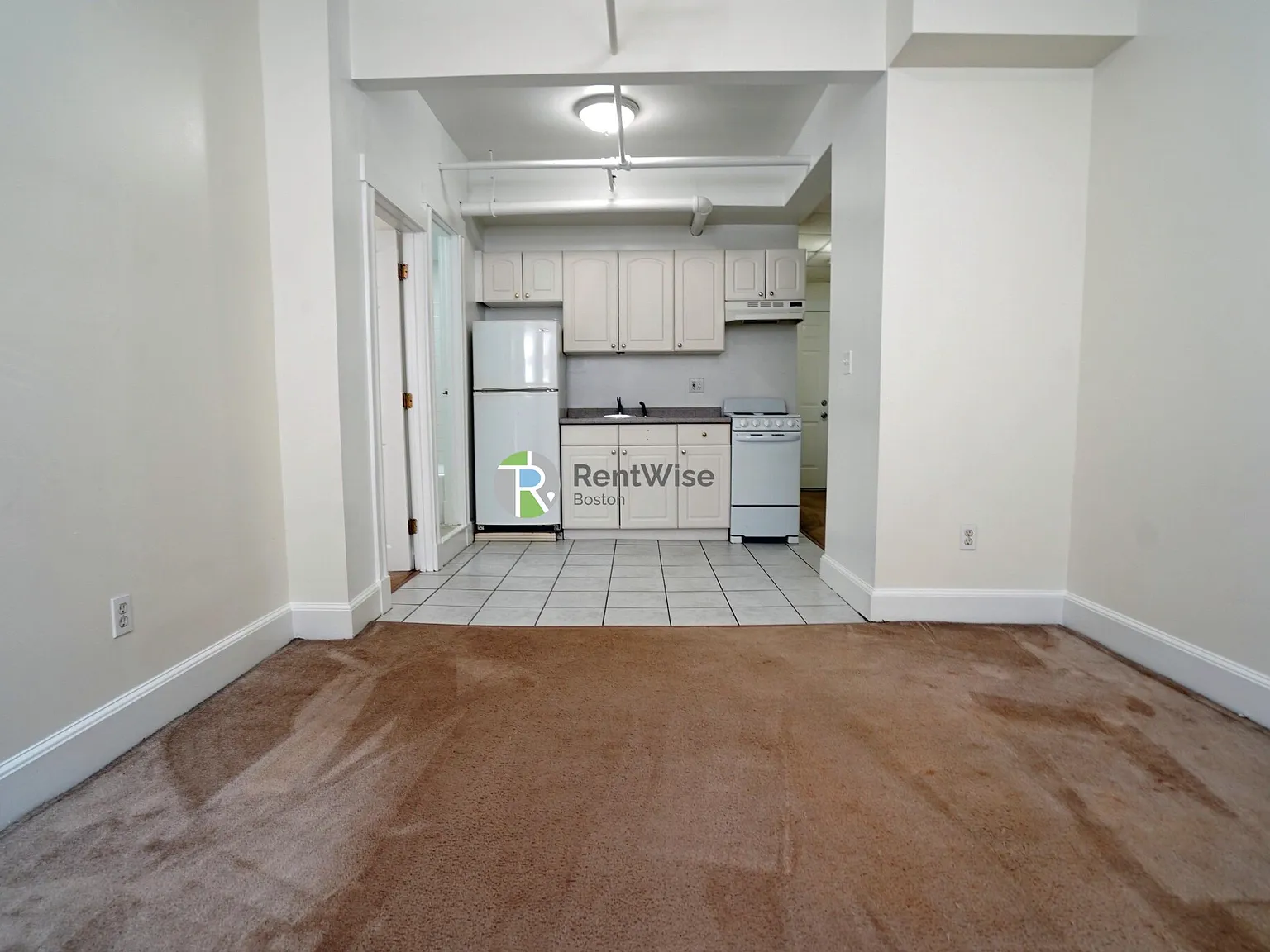 1 bed, 1.0 bath, $2,100 — Photo 3
