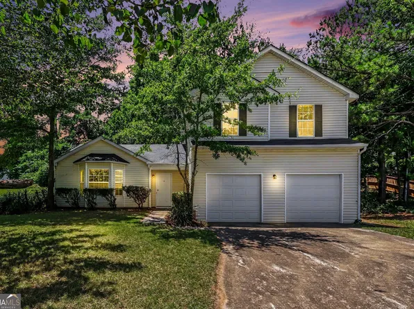 2233 Glen Briar Way, Lithonia, GA 30058