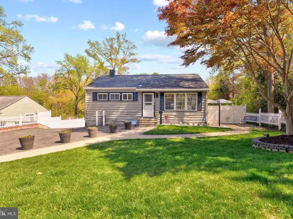 6409 The Pkwy, Alexandria, VA 22310